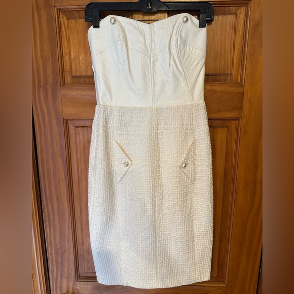 CHANEL Ivory Leather Tweed Lined Dress Pearls Pockets Zip Strapless • Women’s 34 - Picture 1 of 15